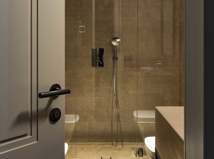 سوییت جونیور با چشم‌انداز دریا, Dogana Resort