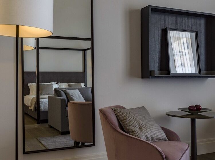 سوییت جونیور با چشم‌انداز دریا, Dogana Resort