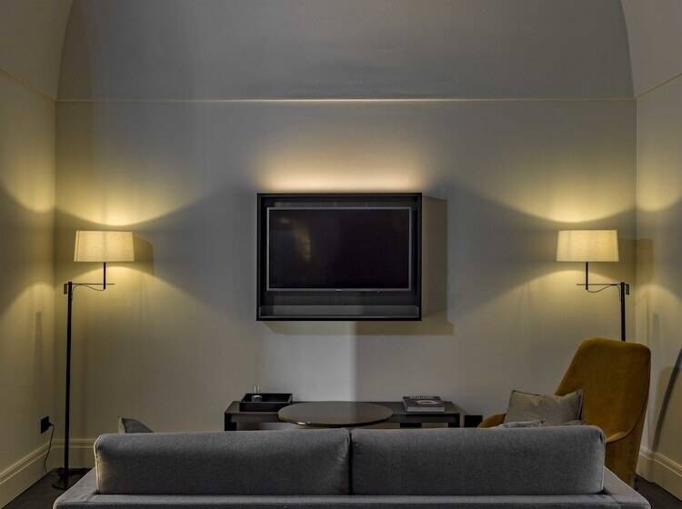 سوییت, Dogana Resort