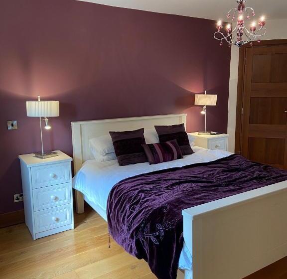 Номер Стандарт, Corness House B&b