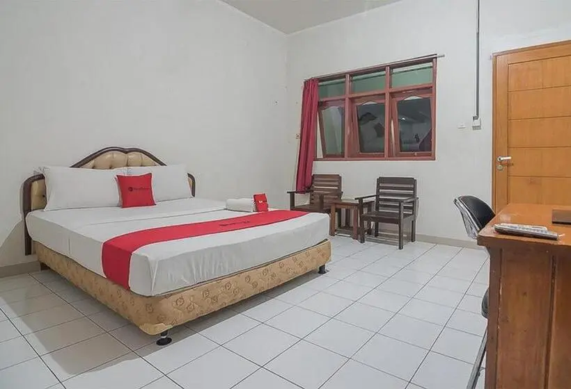 スタンダードルーム, Reddoorz Near Alun Alun Subang