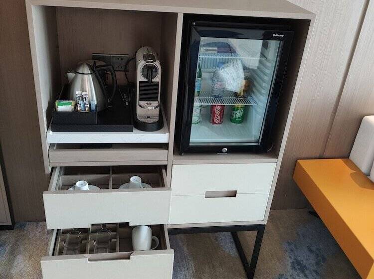 이그제큐티브 스위트, Voco Shanghai Hongqiao Hub By Ihg