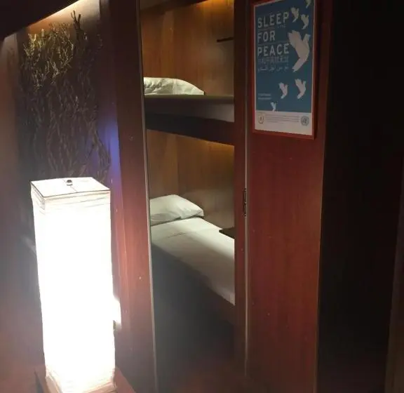 اتاق عادی, Onkel Inn Airport Sleepbox