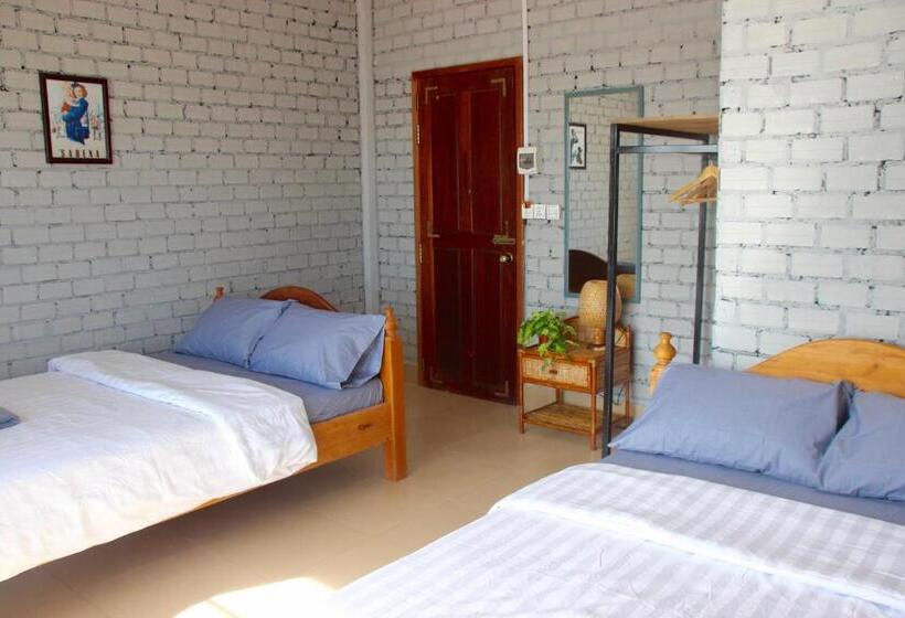 اتاق استاندارد با سرویس بهداشتی مشترک, Sorya Guesthouse & Dolphin Tours