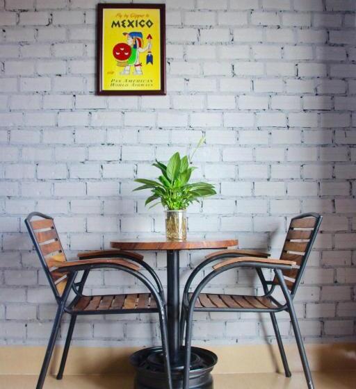 اتاق استاندارد با بالکن, Sorya Guesthouse & Dolphin Tours