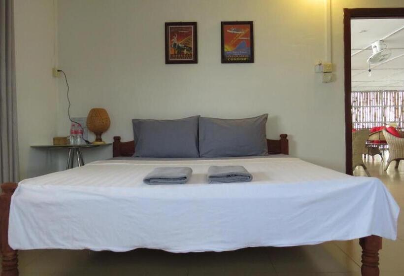 اتاق اکونومی, Sorya Guesthouse & Dolphin Tours