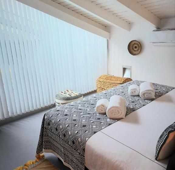 Quarto Triplo Estandar, Villa Zawaia B&b