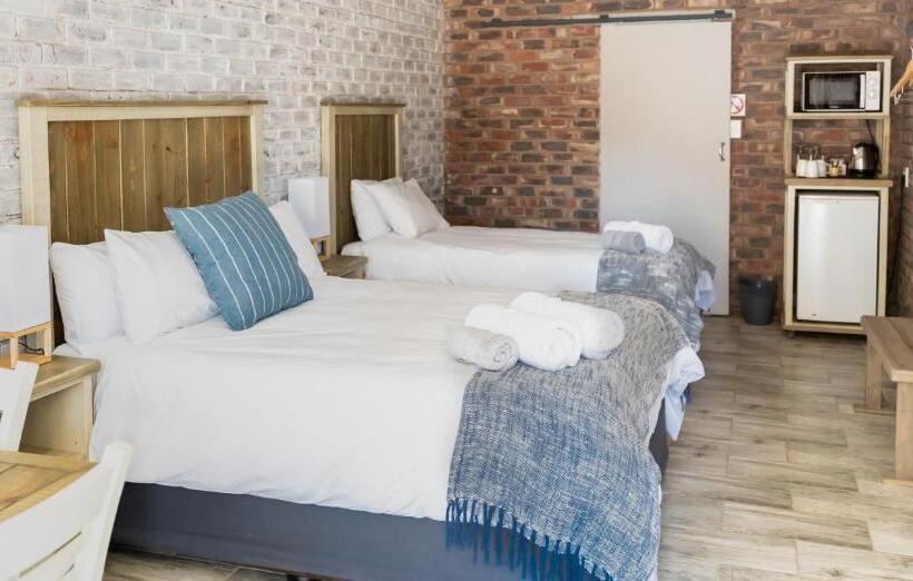 חדר משפחתי, Opstal Guestfarm