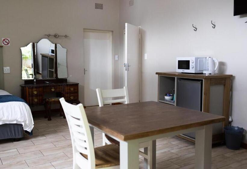 חדר משפחתי נוף לגינה, Opstal Guestfarm