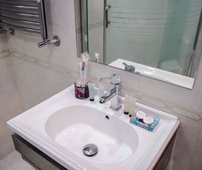 اتاق استاندارد, Capitol