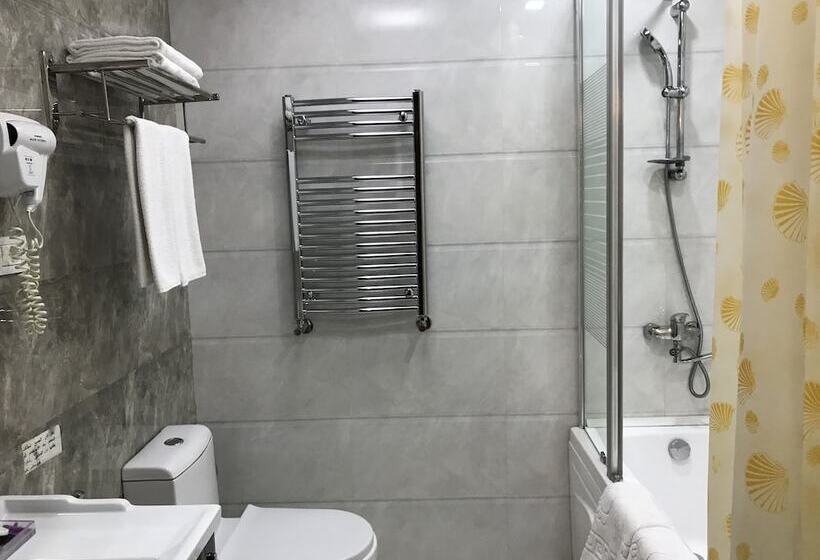 اتاق استاندارد, Capitol