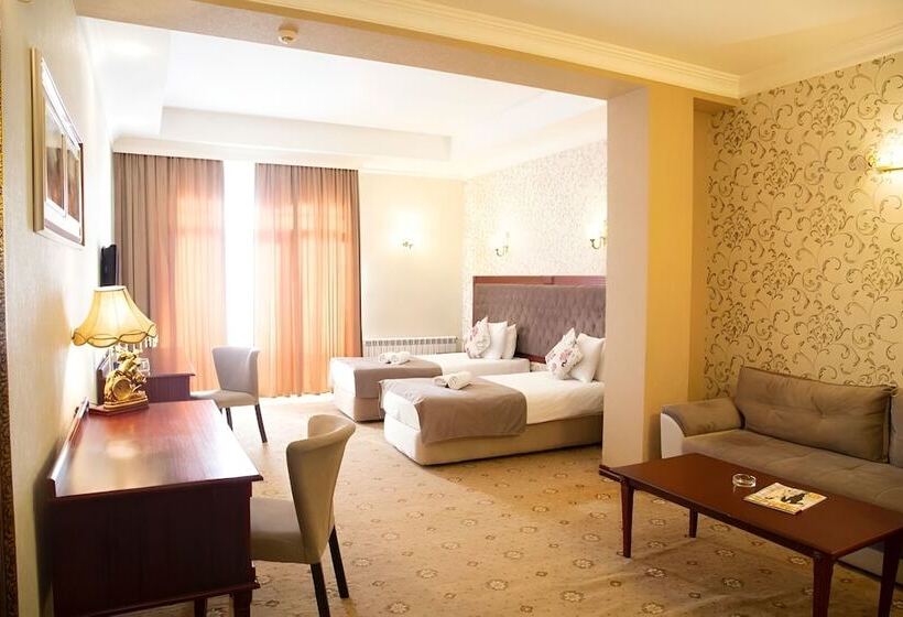 اتاق استاندارد, Capitol