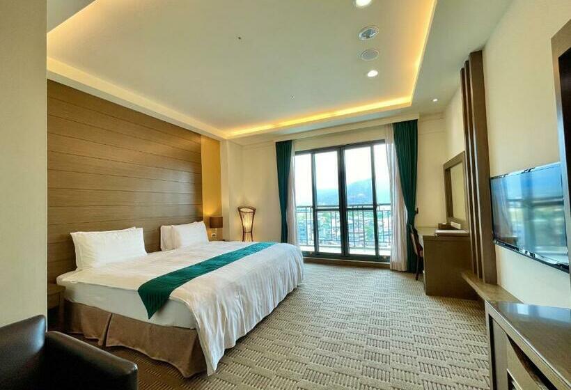 اتاق لوکس, Cheng Wan Grand