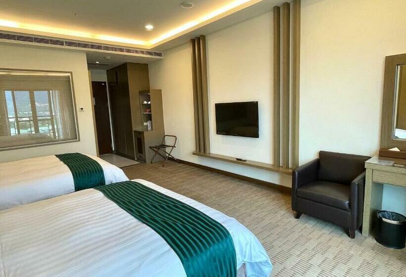 اتاق لوکس چهار تخته, Cheng Wan Grand