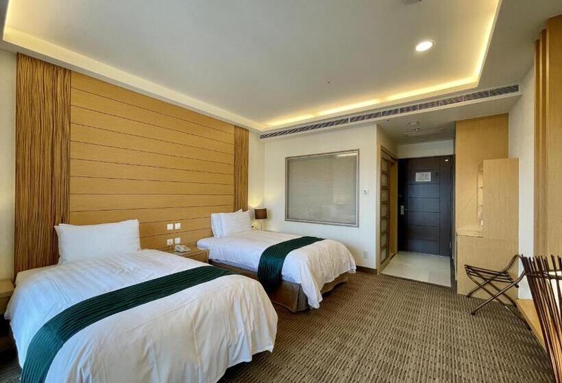 اتاق لوکس, Cheng Wan Grand