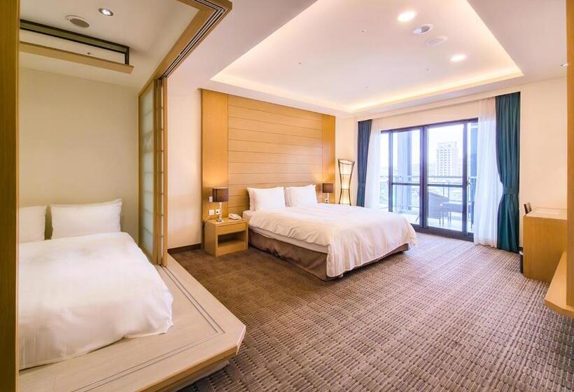 اتاق خانوادگی, Cheng Wan Grand