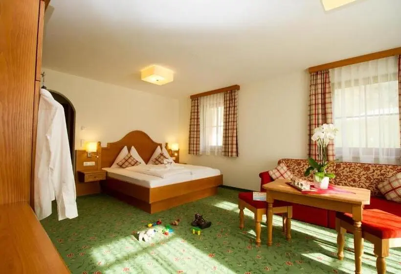 ファミリールーム, Familienhotel Oberkarteis