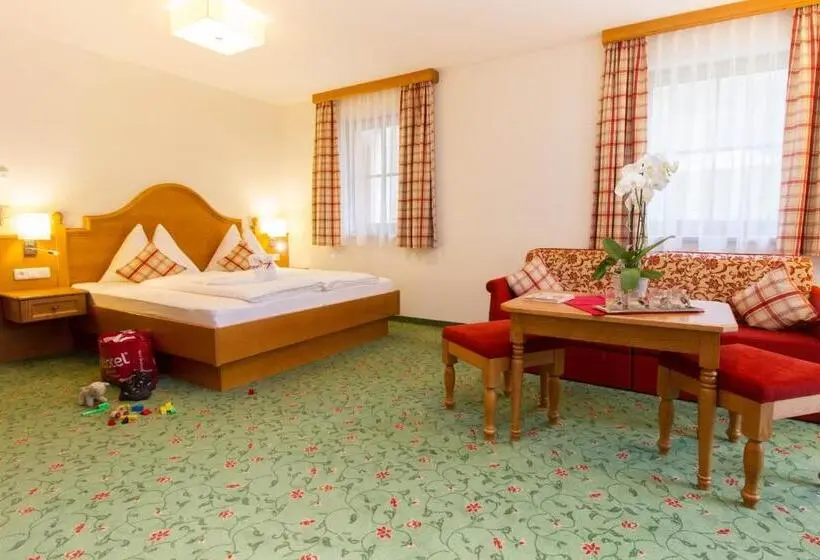 ファミリールーム, Familienhotel Oberkarteis