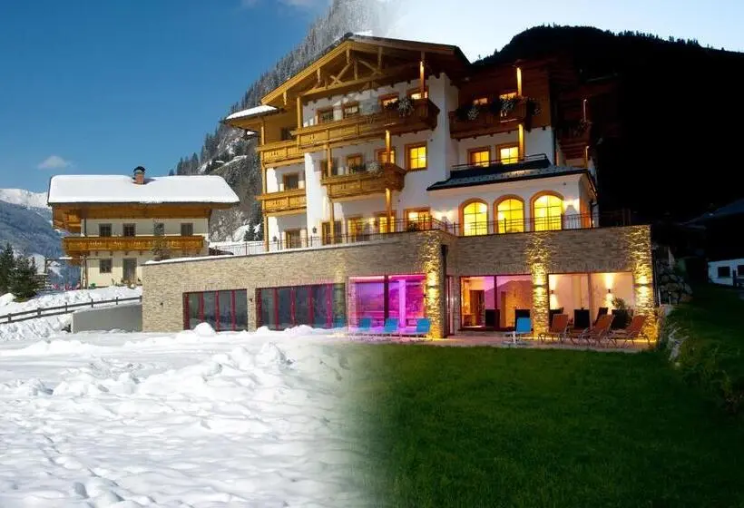 ファミリールーム, Familienhotel Oberkarteis