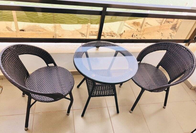 اتاق استاندارد, Grace Lodge