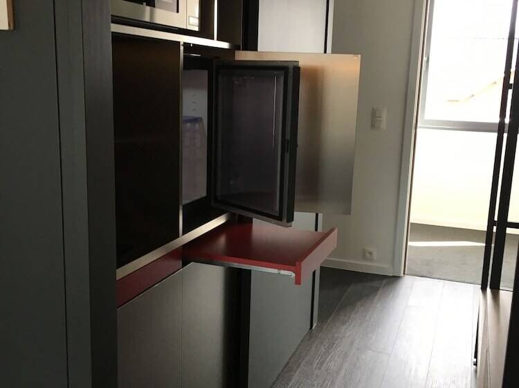 Номер Стандарт, Off