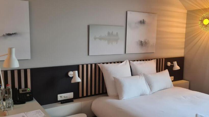 Номер Стандарт, Off