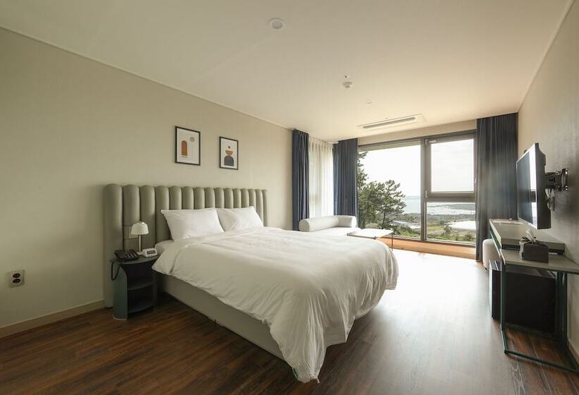 חדר דלוקס, Seogwipean