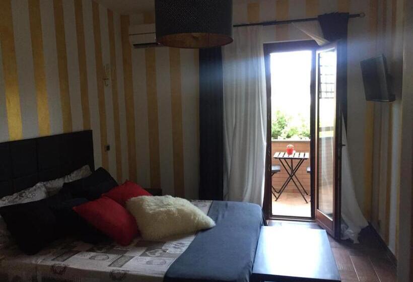 キングサイズベッドのスーペリアルーム, Fiumicino A57 Banano