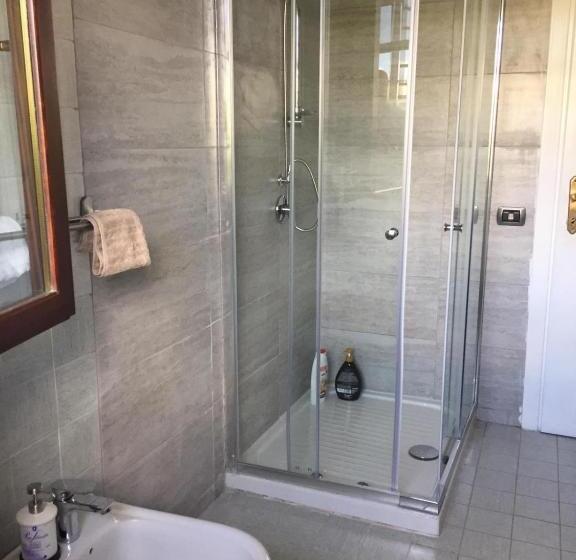 キングサイズベッドのスーペリアルーム, Fiumicino A57 Banano