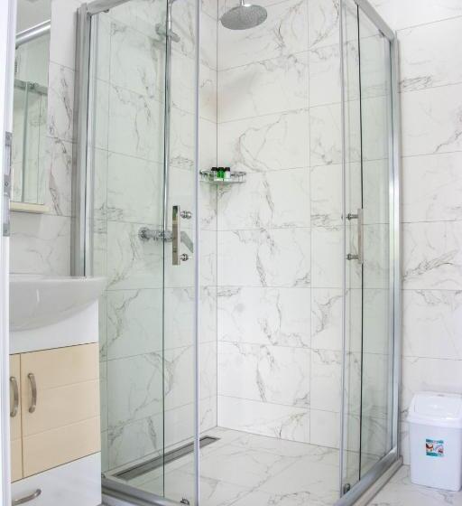 Deluxe room with river view, Seasons