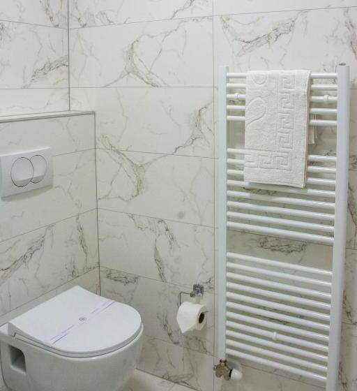 Deluxe room with river view, Seasons