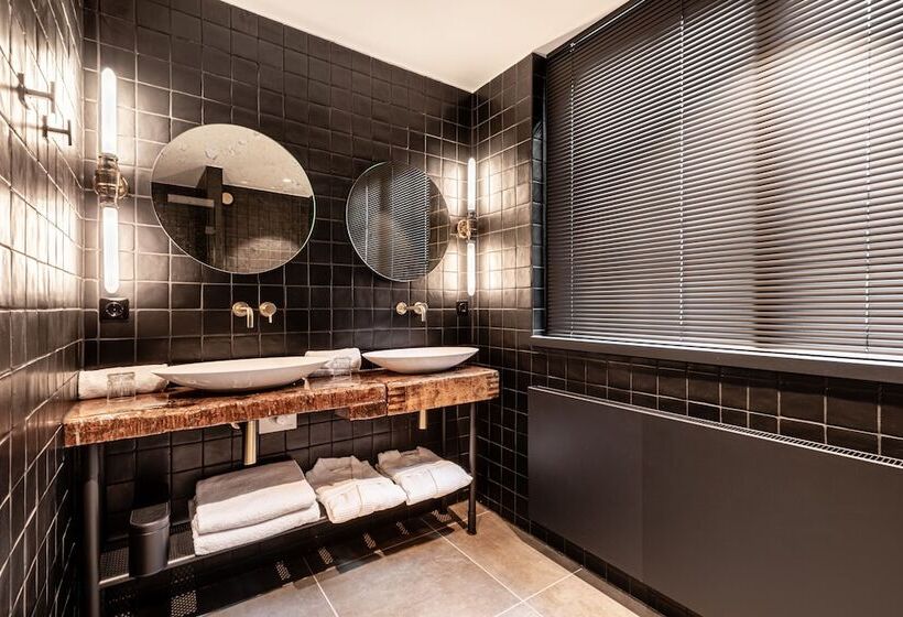 Deluxe Room, Boutique Hotel The Craftsmen