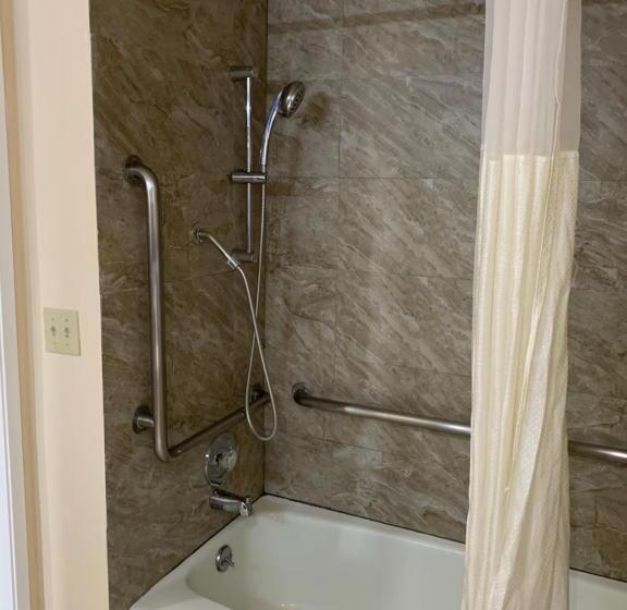 غرفة قياسية لذوى الاحتياجات الخاصة, California Inn And Suites Bakersfield