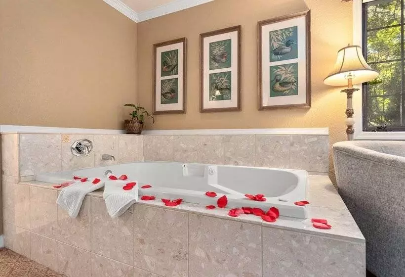 キングサイズベッドのスタンダードルーム, Candlelight Inn Napa Valley