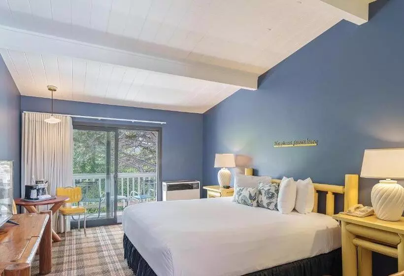 キングサイズベッドのスタンダードルーム, Carmel River Inn