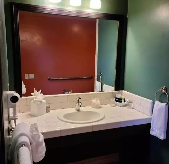 １ベッドルームハウス, Carmel River Inn
