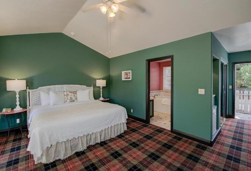 Дом 1 Спальня, Carmel River Inn