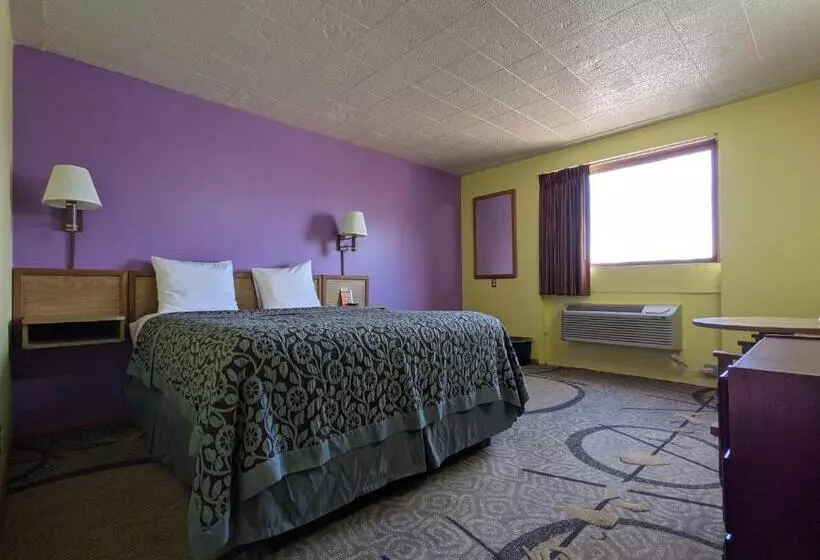 اتاق استاندارد با تخت بزرگ, Great Plains Budget Inn