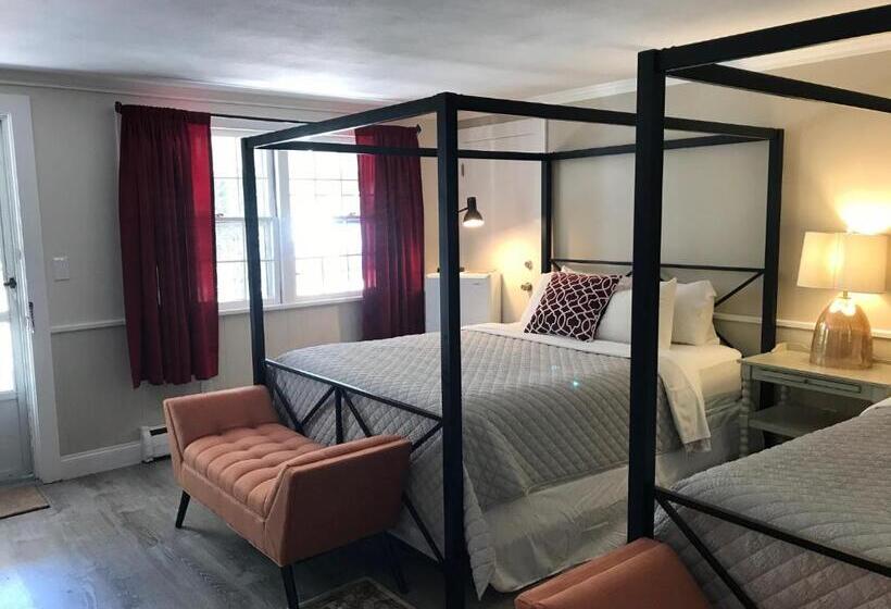 经典四人房间, Starlight Lodge North Conway