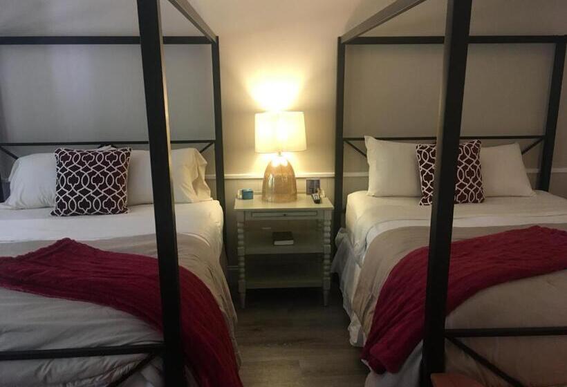 经典四人房间, Starlight Lodge North Conway