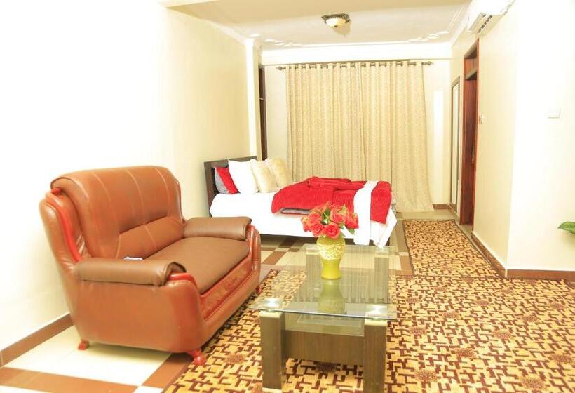 استودیوی لوکس, Airport Hotel Entebbe