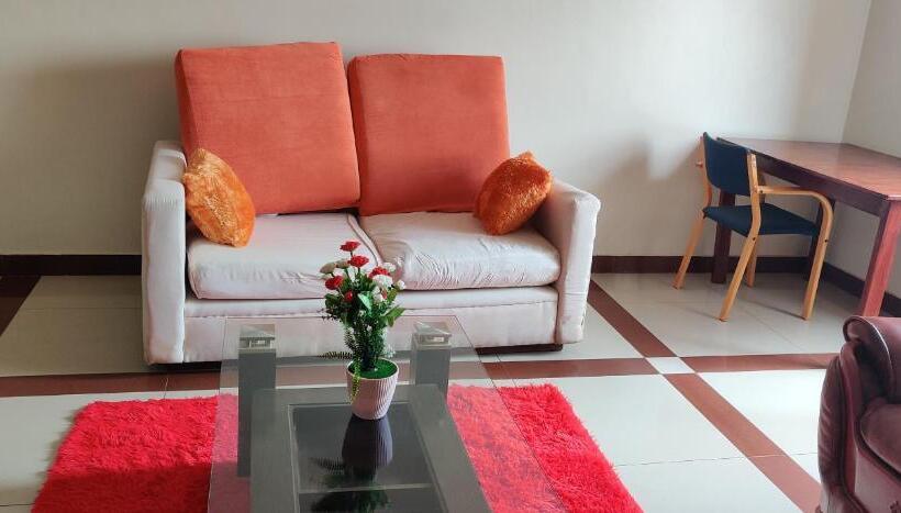 اتاق سوپریور خانوادگی, Airport Hotel Entebbe
