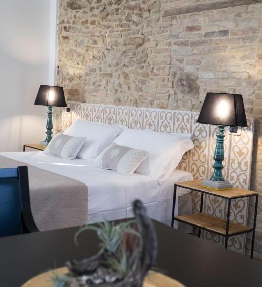 带大床的高级房间, Vuvulà