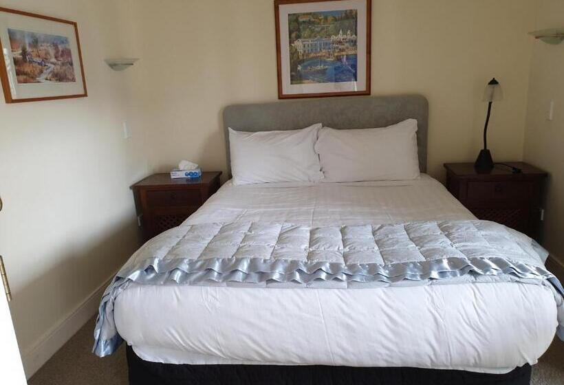 דירת חדר נוף לים, The Bruce Waterfront Apartments By Avi