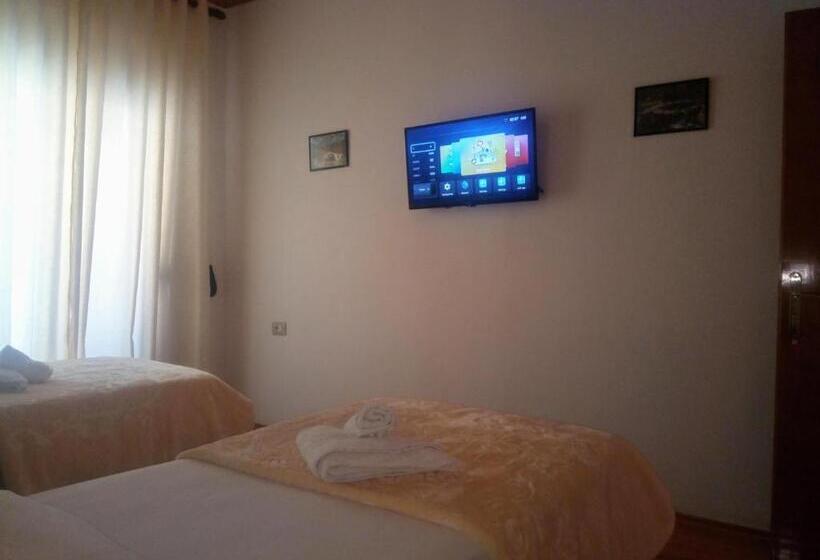 Номер Deluxe, Nako Guest House Bar&restaurants