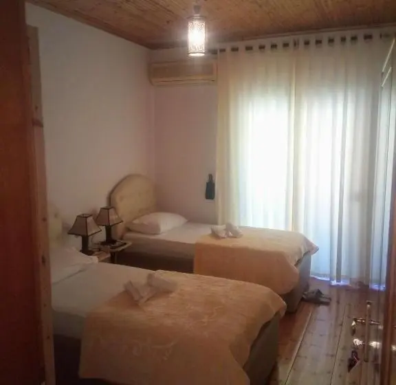 اتاق لوکس, Nako Guest House Bar&restaurants
