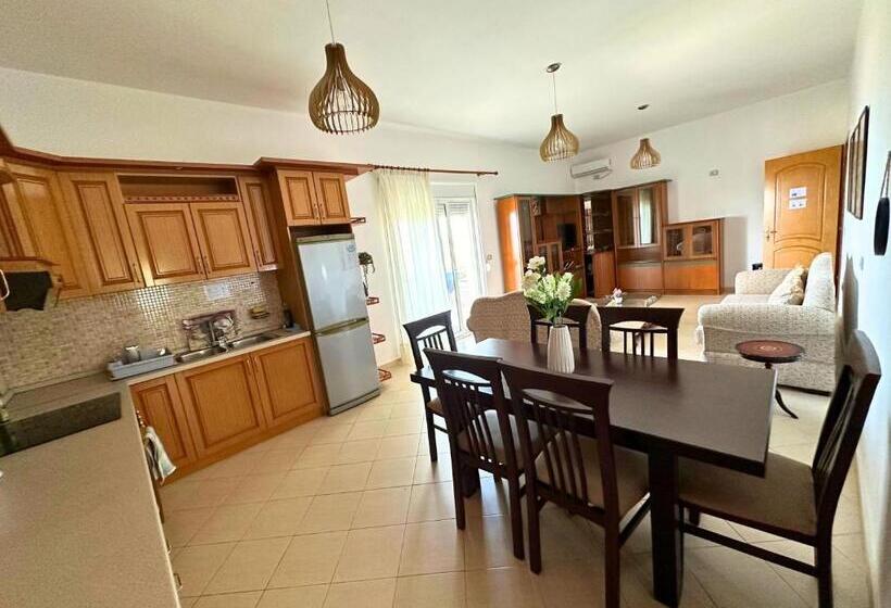 آپارتمان 2 خوابه با چشم‌انداز دریا, Viewtopia House