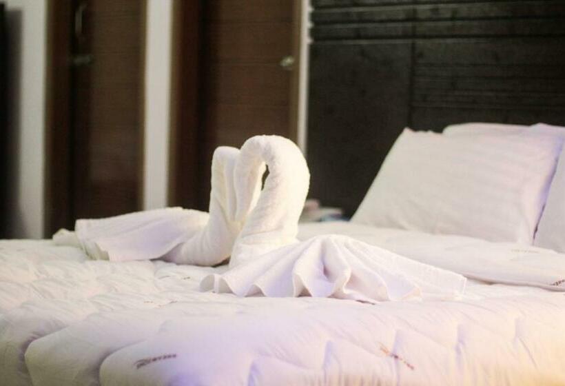 سوییت خانوادگی, Royal Palm