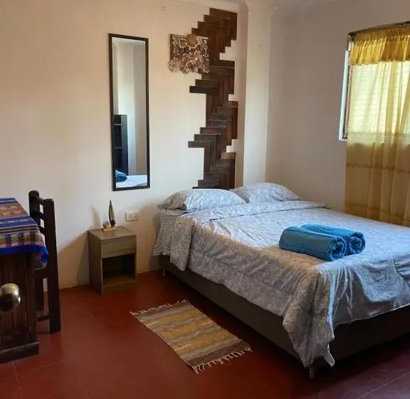 バス共有のスタンダードルーム, Totora Surf Hostel