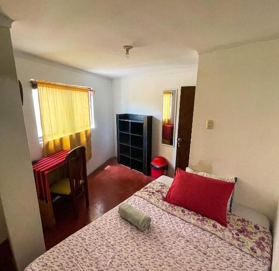 غرفة قياسية حمام مشترك, Totora Surf Hostel